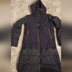 Lululemon down jacket